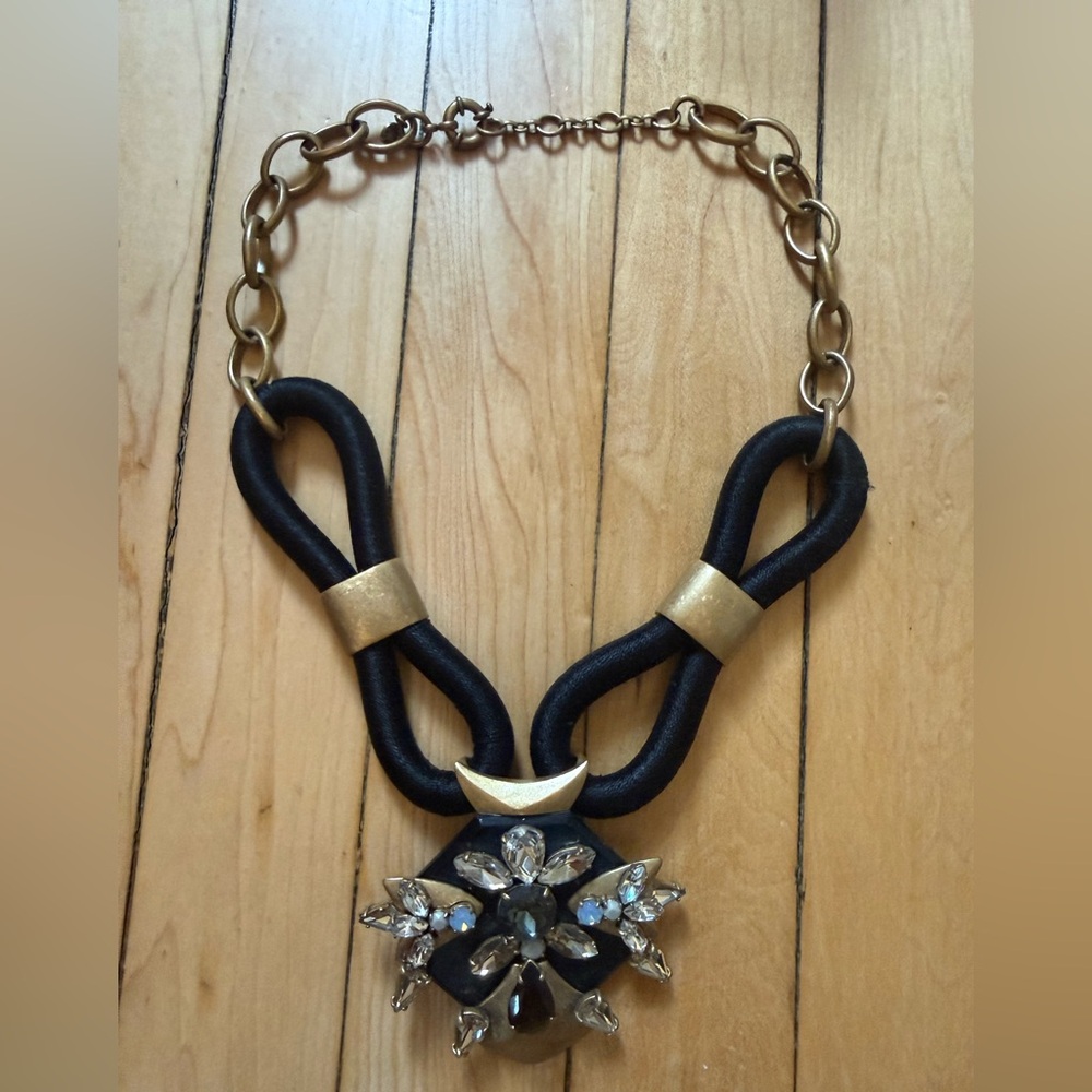 J CREW Jewel statement piece necklace Black & Gold EUC